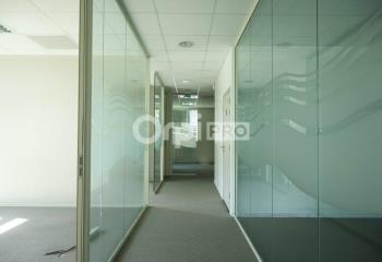 Bureaux à vendre - Proche Tram D et Bus 60, 64  à Lyon 7 - 69007