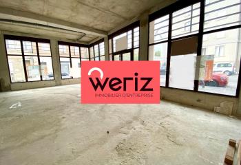 Vente bureaux, accès indépendant, proche bus et SNCF