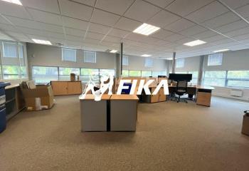 Vente bureaux - Proche A630, Ligne A et Aéroport Bordeaux-Mérignac