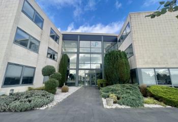 Vente immeuble tertiaire, proche Rouen, accès tram et gare  à Mont-Saint-Aignan - 76130