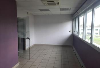 Bureaux à vendre à - Accès facile proche des transports  à Montbéliard - 25200