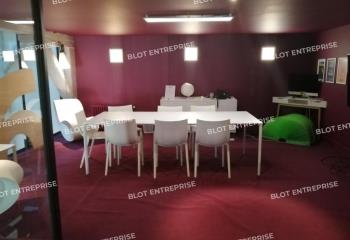 Vente bureaux à centre - Quartier Olivettes  à Nantes - 44000