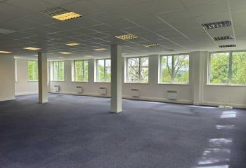 Achat bureaux proche RER A et A4/A86  à Neuilly-Plaisance - 93360