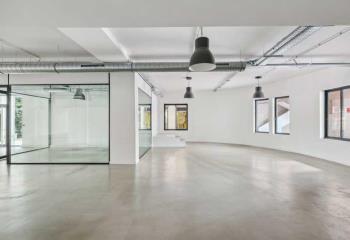 Bureau à vendre Paris 10 (75010) - 216 m²  à Paris 10 - 75010