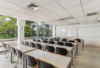 Bureau à vendre Paris 6 (75006) - 1399 m²  à Paris 6 - 75006