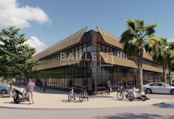 Vente bureaux, proche sortie A8 et parking