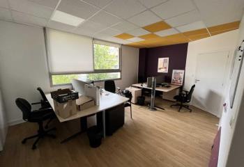 Bureaux à vendre - proche gare et métro  à Rennes - 35000