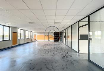 Bureaux à vendre - Bureaux rénovés en style industriel