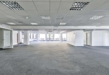 Vente bureaux, Pont de, proche commerces et restauration  à Saint-Cloud - 92210
