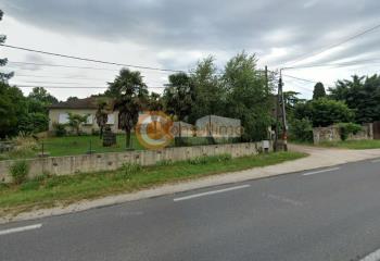 Vente bureaux - Proche centre-ville et axe passant  à Saint-Denis-de-Pile - 33910