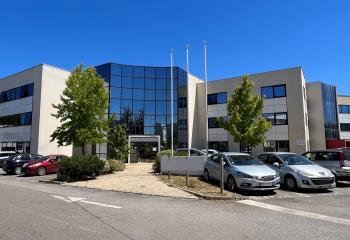 Vente bureaux - Proche Rennes, accès rapides aux axes routiers