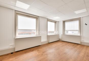 Vente bureaux, proche tramway T2 et gare  à Suresnes - 92150