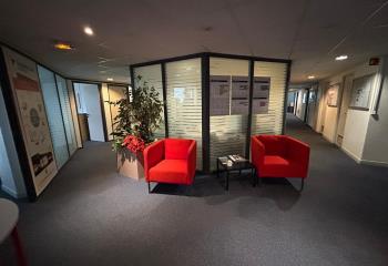 Vente bureaux - Proche T2 et centre-ville  à Suresnes - 92150