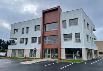 Bureaux à vendre - à 1 km de l'A40 BOURG SUD  à Tossiat - 01250
