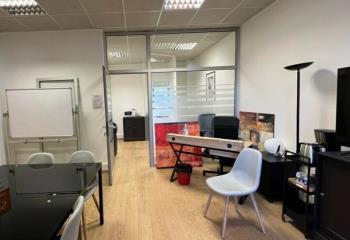 Vente bureaux hypercentre - Proche gare, bus et tramway  à Tours - 37000