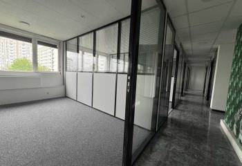 Vente bureaux - Parc de la Tête d'Or, accès autoroute et tram  à Villeurbanne - 69100