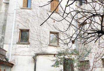 Hôtel à vendre centre-ville - Rue semi-piétonne  à Alès - 30100