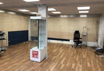 Local commercial à vendre centre-ville, proche Champ de Mars  à Angoulême - 16000