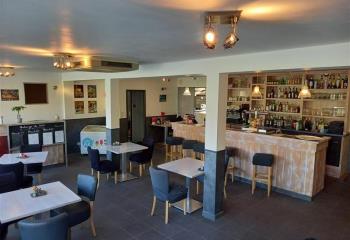 Vente bar/restaurant - Bord de rivière  à Cherveix-Cubas - 24390