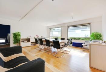 Local commercial à vendre Courbevoie (92400) - 96 m²