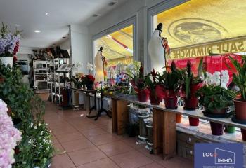 Local commercial à vendre Galgon (33133) - 82 m²  à Galgon - 33133