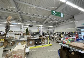 Vente local commercial - Emplacement Prime  à Laxou - 54520