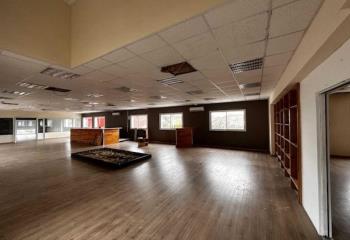 Local commercial à vendre Lons (64140) - 745 m²  à Lons - 64140