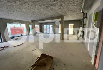 Local commercial à vendre Montmerle-sur-Saône (01090) - 100 m²