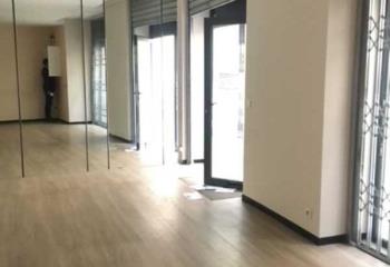 Vente local commercial - Proche rue Régale  à Nîmes - 30000