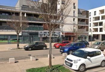 Local commercial à vendre - Centre-ville  à Sathonay-Camp - 69580