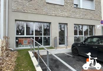 Local commercial à vendre Soucieu-en-Jarrest (69510) - 75 m²