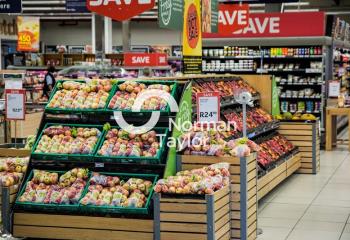 Épicerie à vendre à  à Villeurbanne - 69100