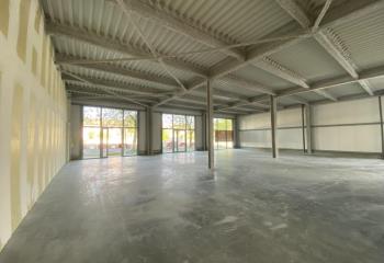 Local d'activité à vendre - Proche A10 et Rocade  à Carbon-Blanc - 33560