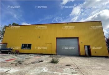 Locaux d'activité et bureaux à vendre  à Coignières - 78310