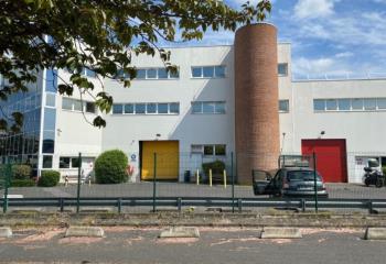 Entrepôt à vendre - Proche A86 et RER C  à Gennevilliers - 92230