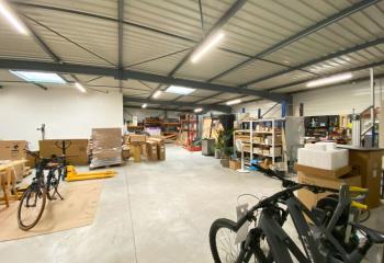 Vente entrepôt - Proche N12 et Transilien  à Houdan - 78550