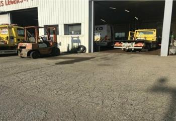 Entrepôt à vendre - A7  à Lapeyrouse-Mornay - 26210