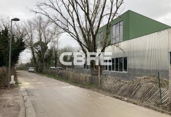 Dernière cellule d'activité à vendre - Proche transports  au Bouscat - 33110