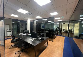 Vente local d'activités - Proche A6, A10, RER B et C  à Massy - 91300