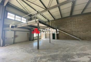 Locaux d'activité à vendre - Proche N124 et D24