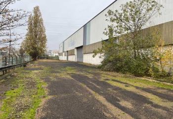 Activité/Entrepôt à vendre Porcheville (78440) - 14386 m²  à Porcheville - 78440