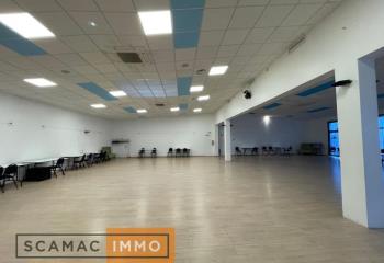 Local d'activités à vendre - Proche A6 et RER D  à Pringy - 77310