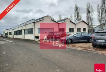 Activité/Entrepôt à vendre Riom (63200) - 840 m²  à Riom - 63200