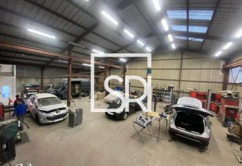 Activité/Entrepôt à vendre Saint-Flour (15100) - 400 m²  à Saint-Flour - 15100