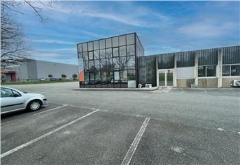 Bâtiment d'activité à vendre - Zone industrielle  à Saint-Quentin-Fallavier - 38070