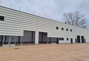Locaux d'activité à vendre - Proche gare et centre-ville  à Saint-Rémy - 01310