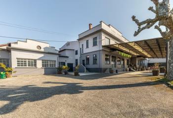 Ensemble immobilier à vendre - Proche Mâcon  à Saint-Trivier-sur-Moignans - 01990