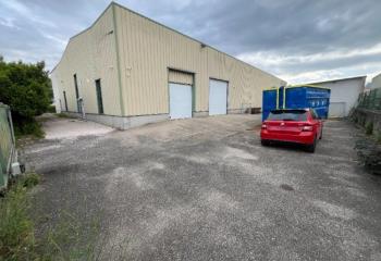 Local d'activité à vendre - Proche centre-ville et axes routiers