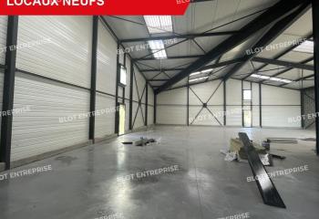 Cellule d'activités à vendre - Proche voie express