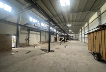 Vente entrepôt avec bureaux - Proximité N3, A140, A4  à Villenoy - 77124